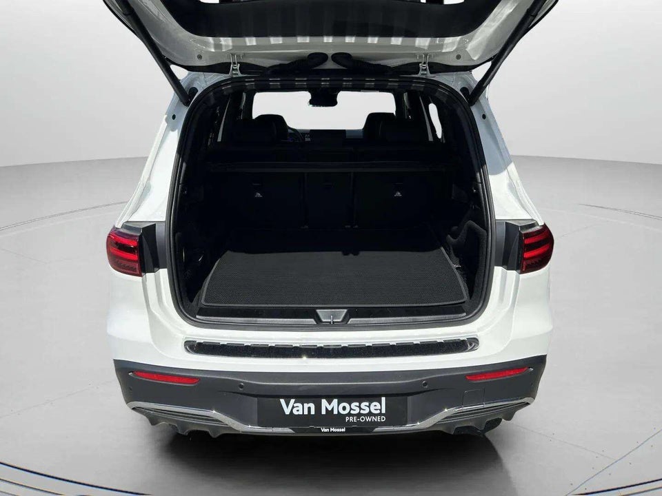 Mercedes EQB250+ AMG Line 5d