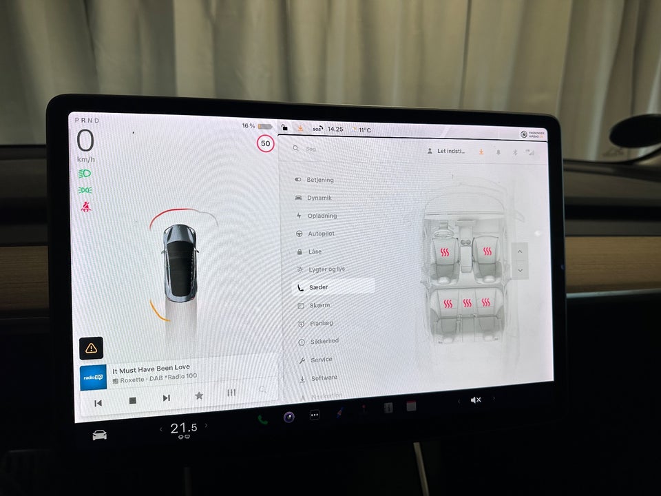 Tesla Model 3 Long Range AWD 4d