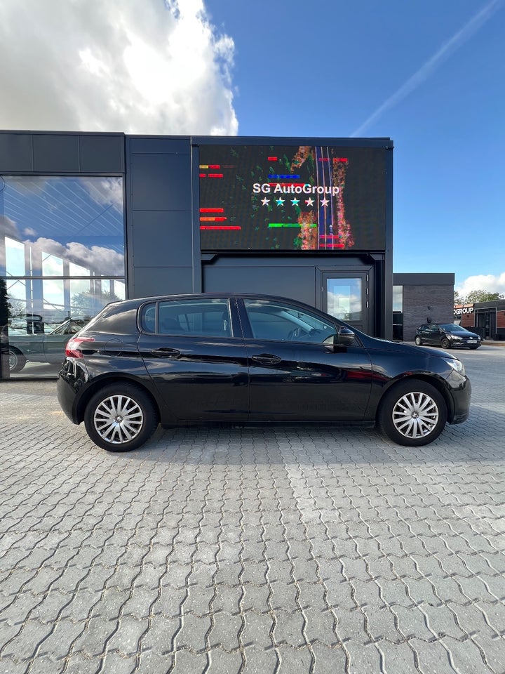 Peugeot 308 1,2 VTi 82 Access 5d