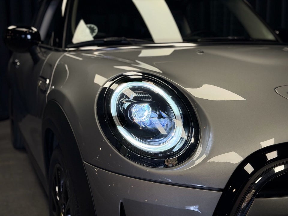 MINI Cooper SE Classic Trim 3d