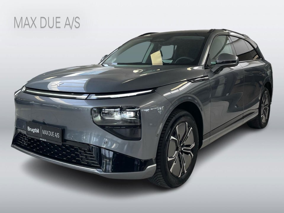 Xpeng G9 Standard Range 5d