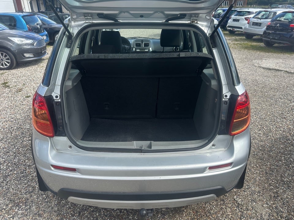 Suzuki SX4 1,6 CombiBack Exclusive 5d