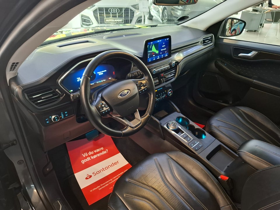 Ford Kuga 2,5 PHEV Vignale CVT 5d