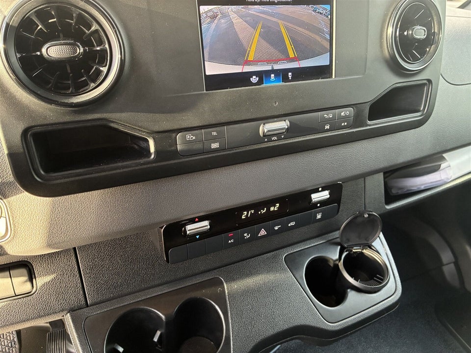 Mercedes Sprinter 214 2,2 CDi A2 Kassevogn aut. FWD