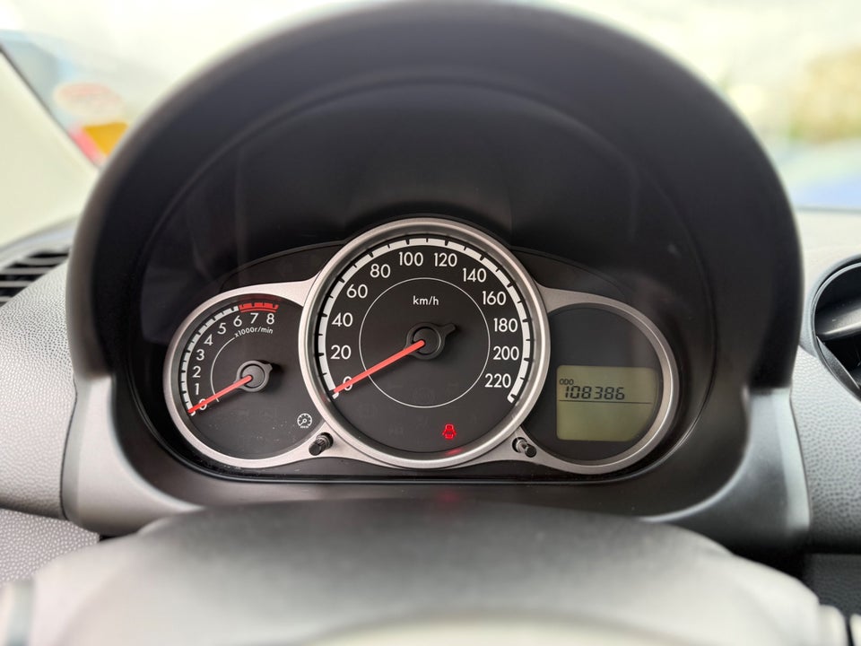 Mazda 2 1,3 Takara Edition 5d