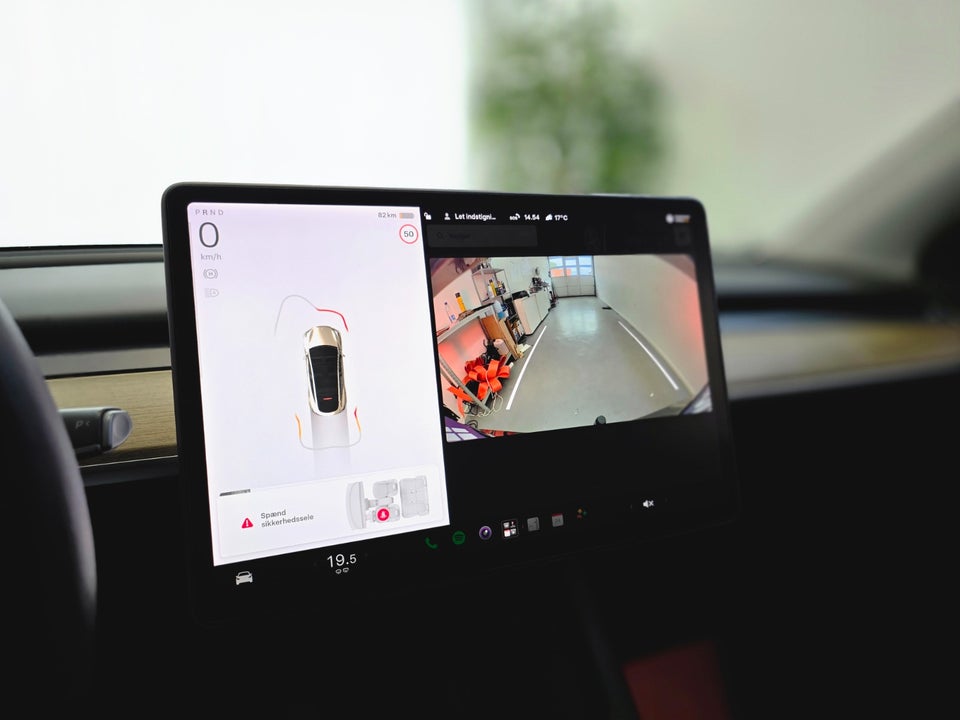 Tesla Model Y Long Range AWD 5d