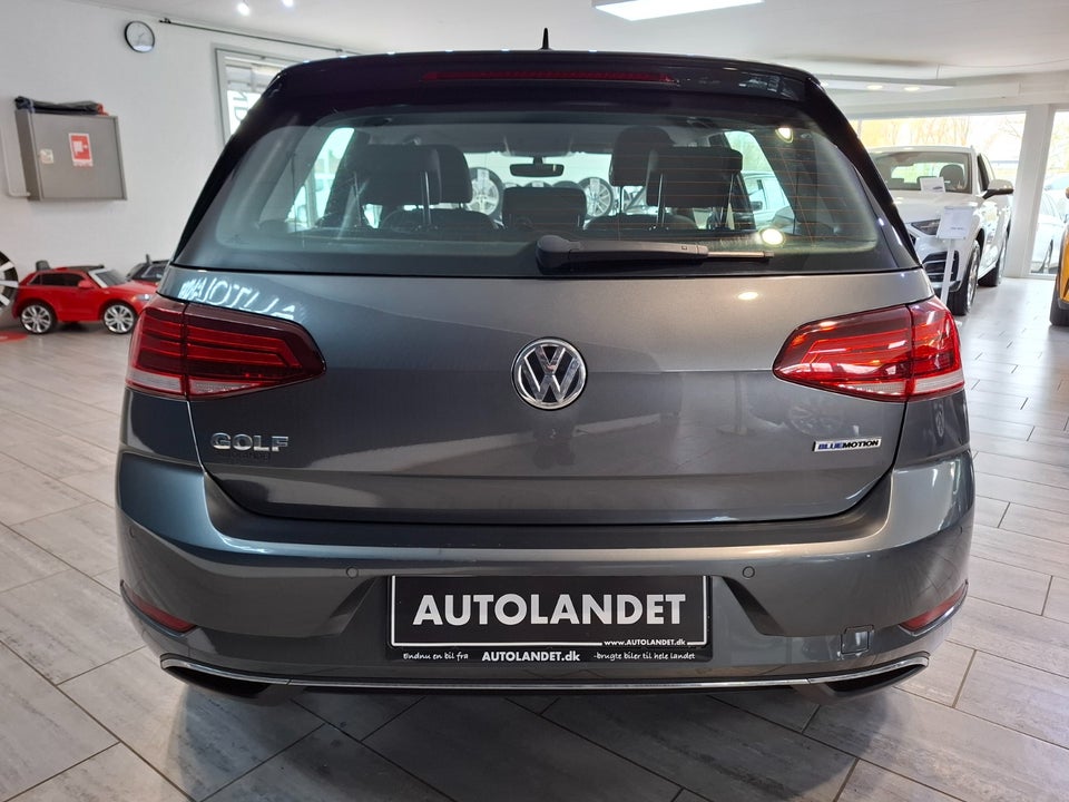VW Golf VII 1,5 TSi 130 Comfortline DSG 5d