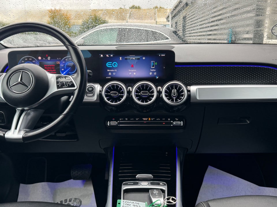 Mercedes EQB250+ Progressive 5d