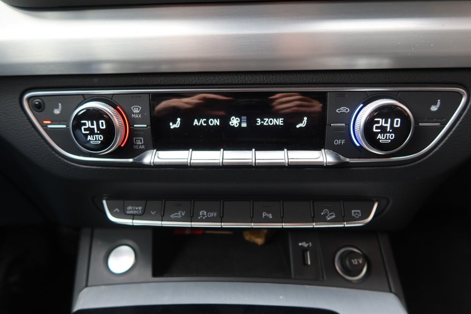 Audi Q5 50 TFSi e S-line quattro S-tr. 5d