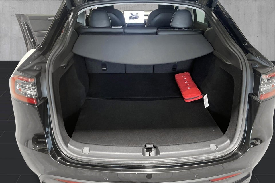 Tesla Model Y Performance AWD 5d