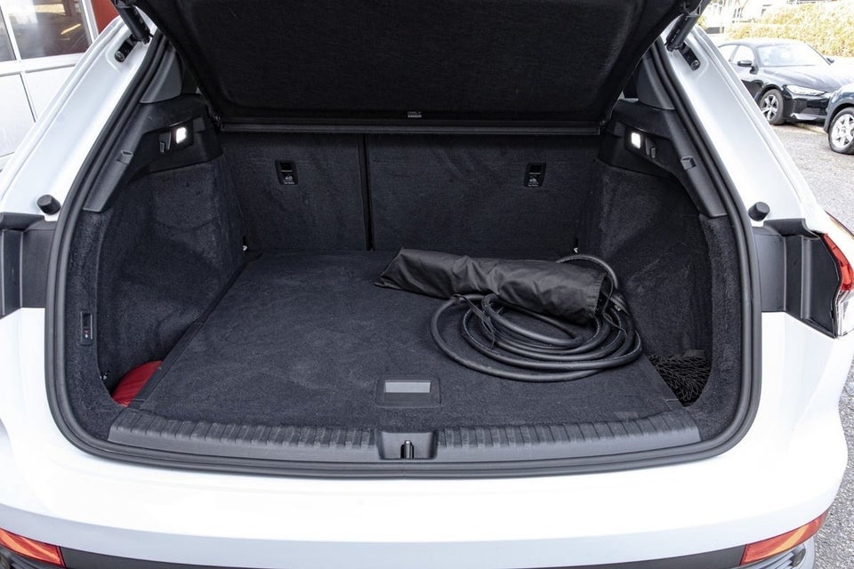 Audi Q4 e-tron 50 quattro 5d