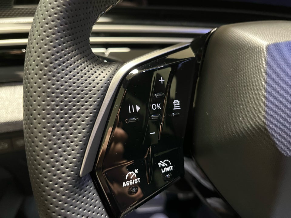 Peugeot e-5008 77 GT Pack 7prs 5d