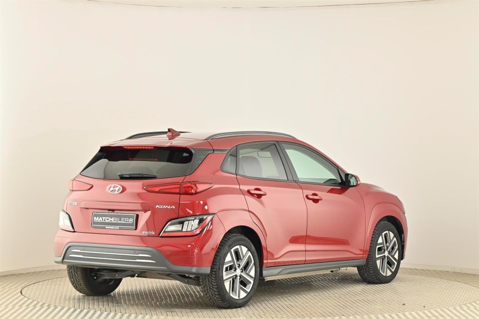 Hyundai Kona 64 EV Essential 5d