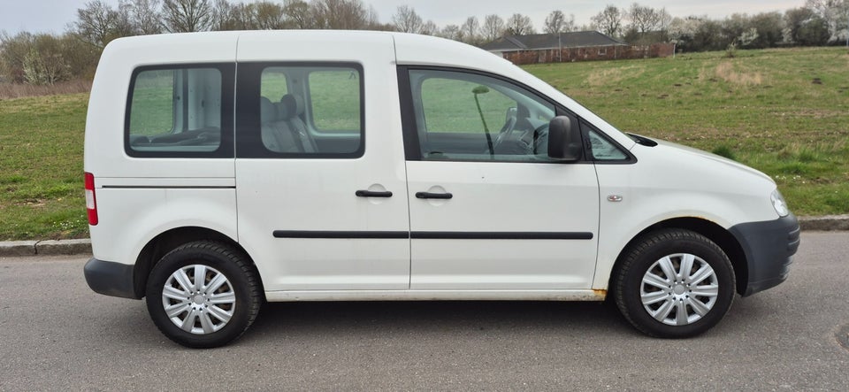 VW Caddy 1,9 TDi 75 4d