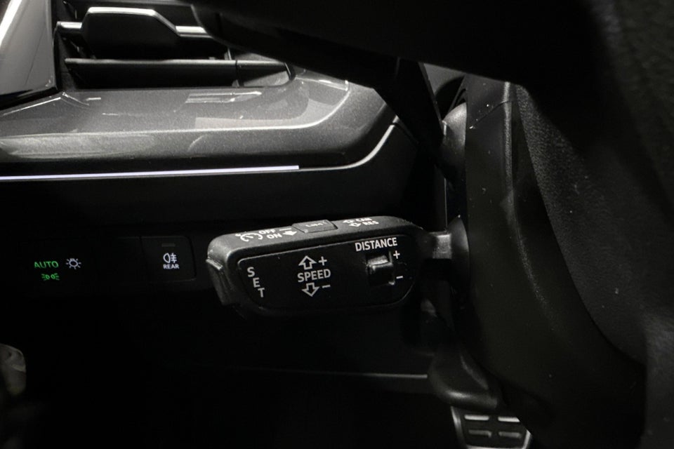 Audi Q4 e-tron 40  5d