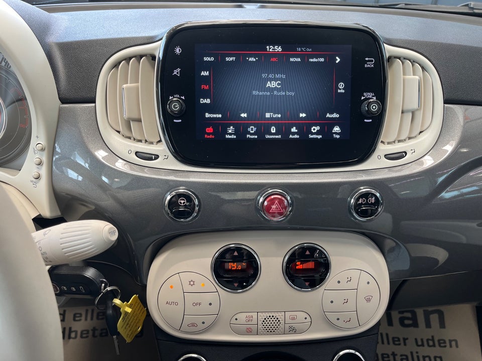 Fiat 500C 1,0 Hybrid Dolcevita 2d