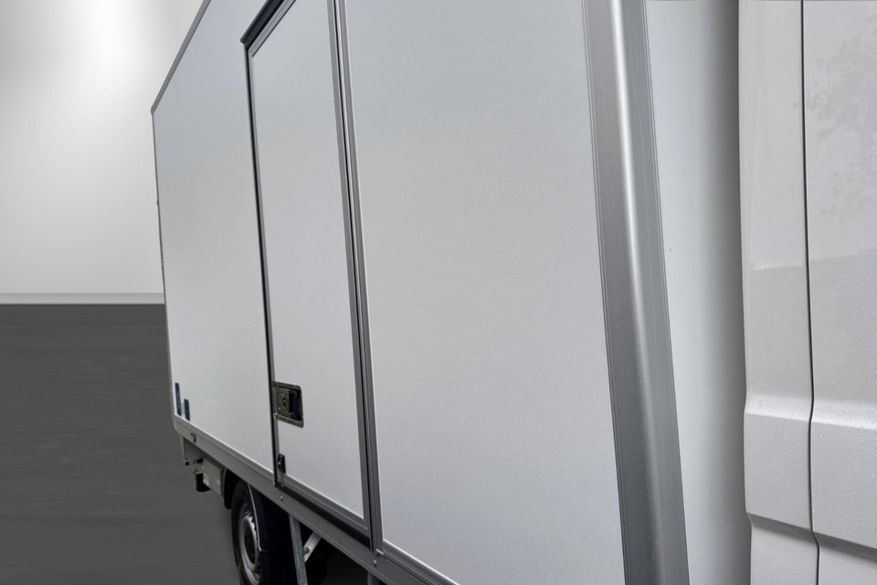 VW Crafter 35 2,0 TDi 163 Ladvogn L4 aut. RWD 2d