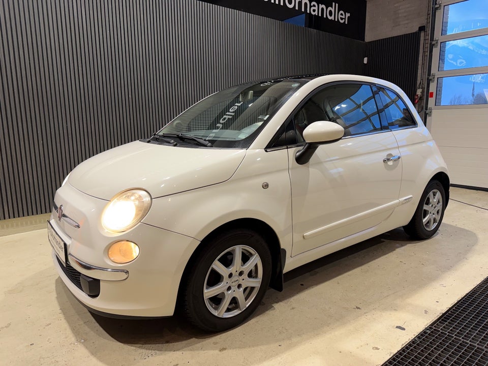 Fiat 500 1,3 MJT 75 Lounge 3d