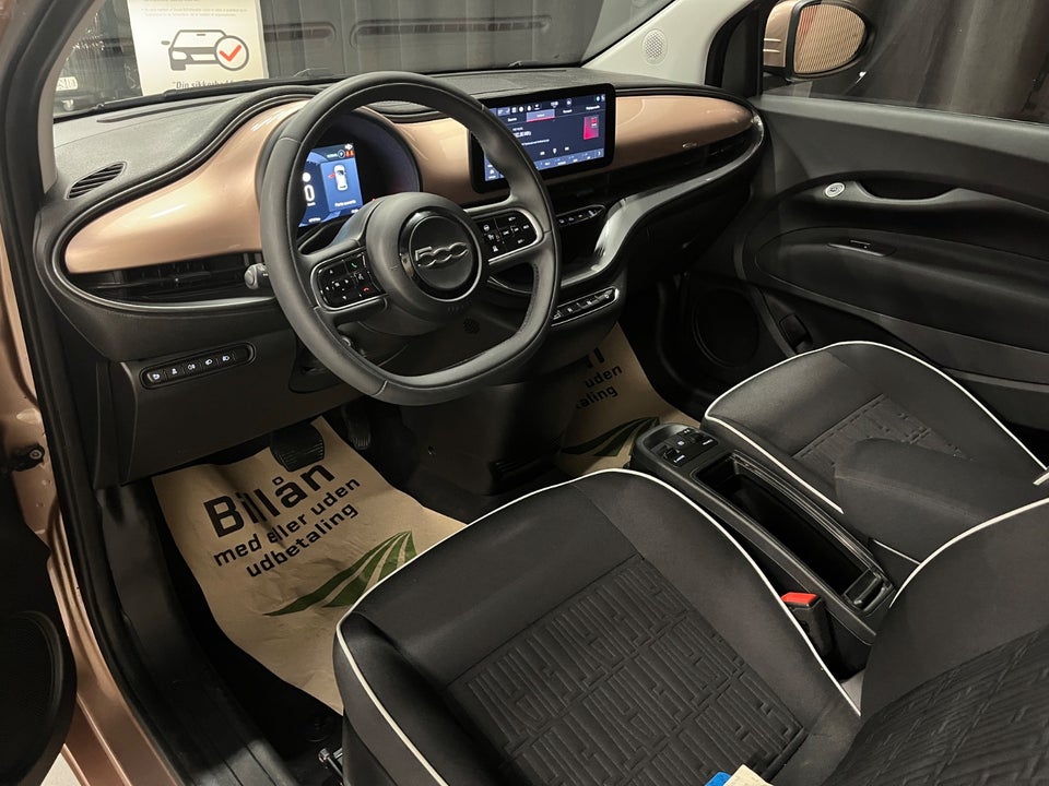 Fiat 500e 42 Icon Cabrio 2d