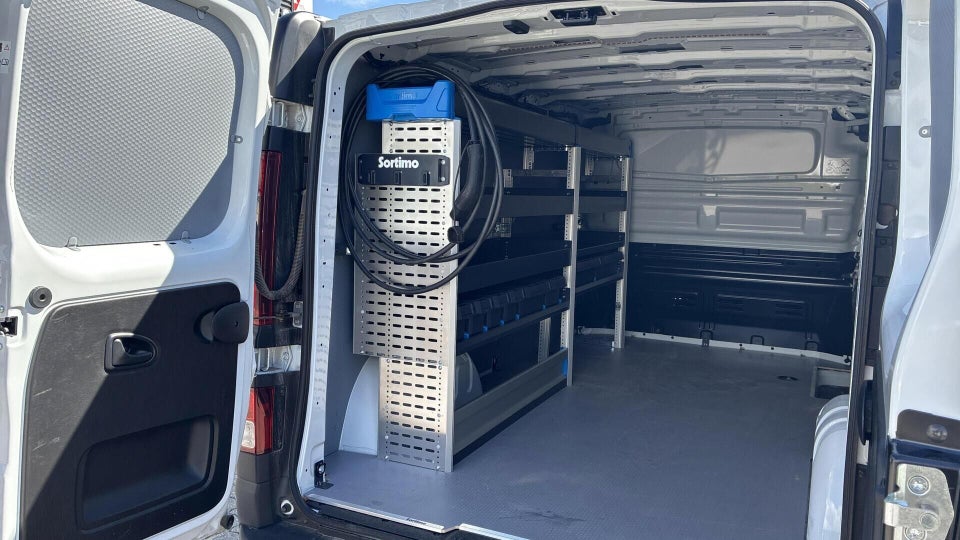 Renault Trafic 52 E-Tech L2H1 Tekno