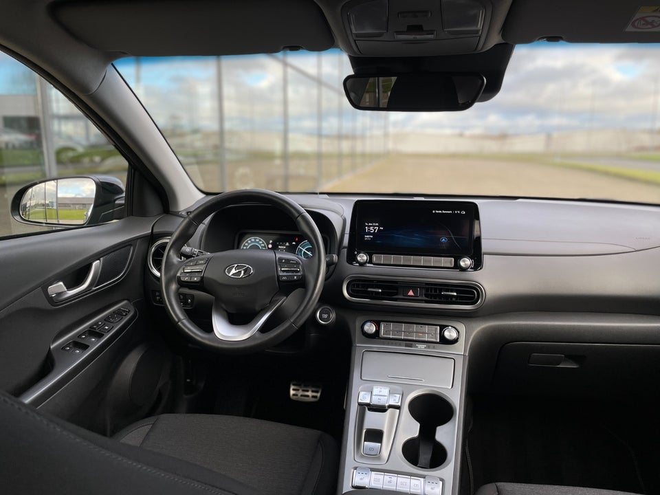 Hyundai Kona 64 EV Ultimate 5d