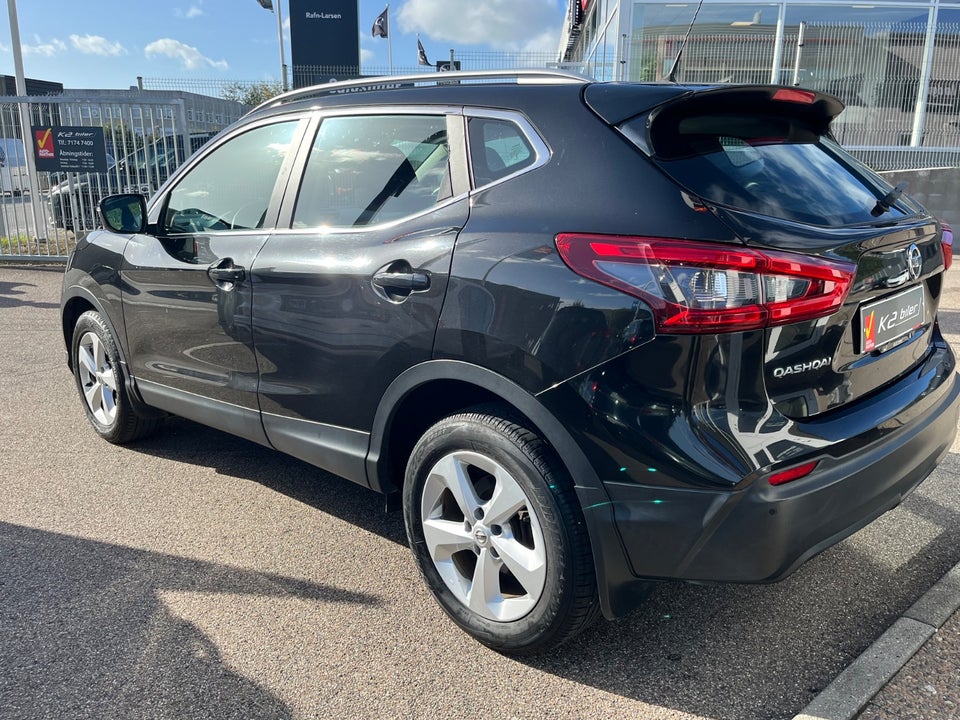 Nissan Qashqai 1,3 Dig-T 140 Acenta 5d