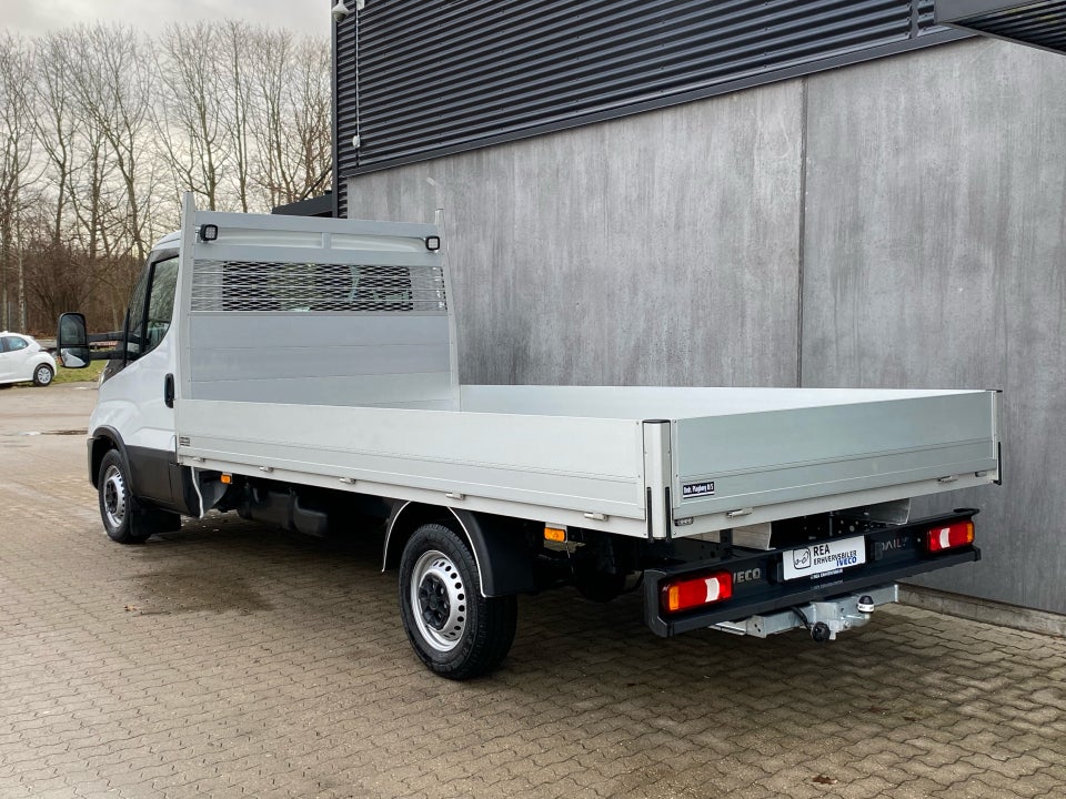 Iveco Daily 3,0 35S18 4100mm Lad 2d