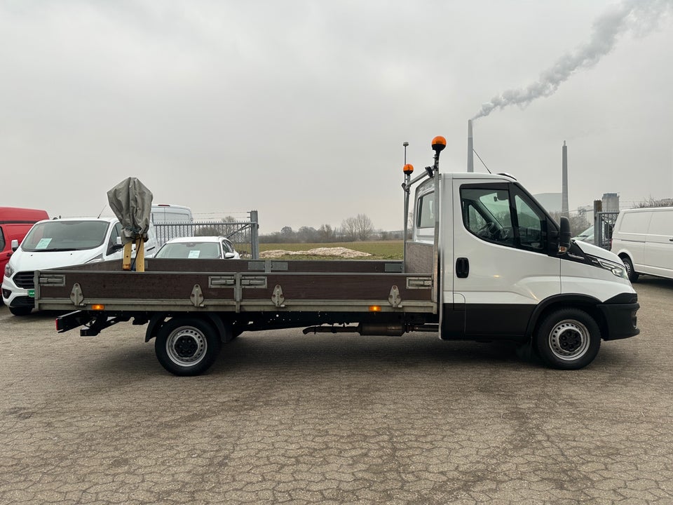 Iveco Daily 3,0 35S18 3750mm Lad AG8 2d