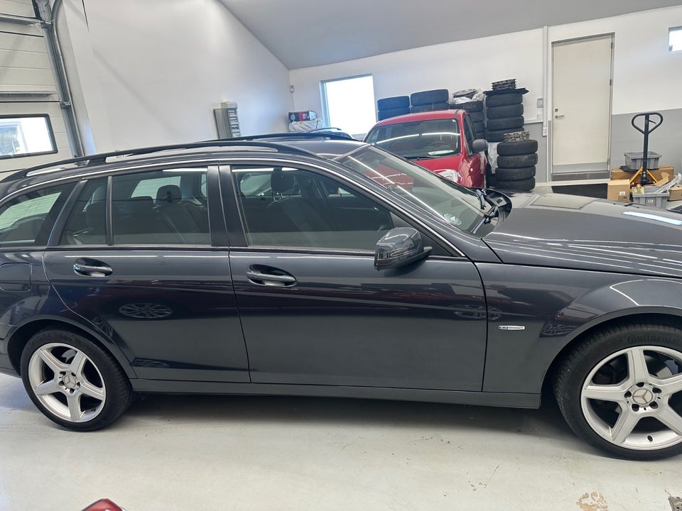 Mercedes C220 2,2 CDi Elegance stc. aut. BE 5d