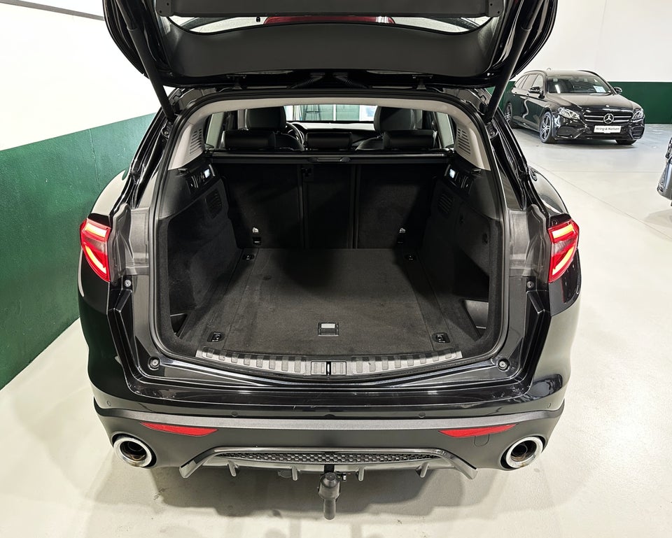 Alfa Romeo Stelvio 2,2 JTD 190 Edizione aut. 5d