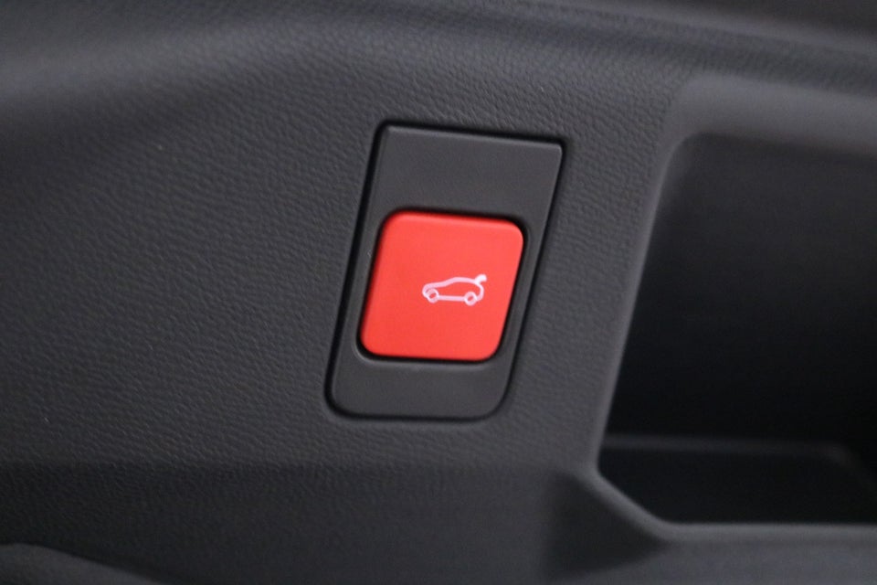 Peugeot e-5008 77 GT 7prs 5d