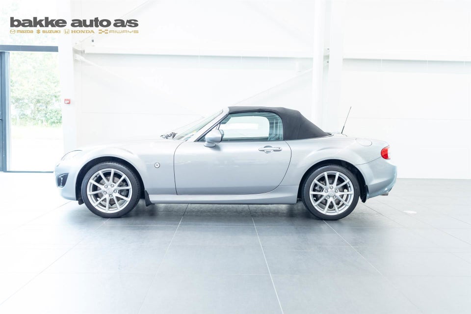 Mazda MX-5 2,0 Roadster 2d