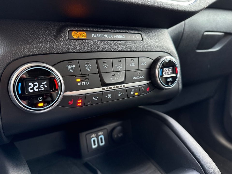 Ford Kuga 2,5 PHEV Vignale CVT 5d