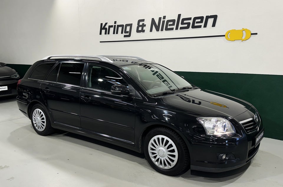 Toyota Avensis 2,0 Sol stc. 5d