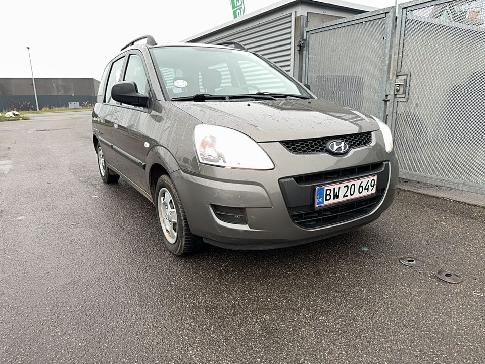 Hyundai Matrix 1,6 GL aut. 5d