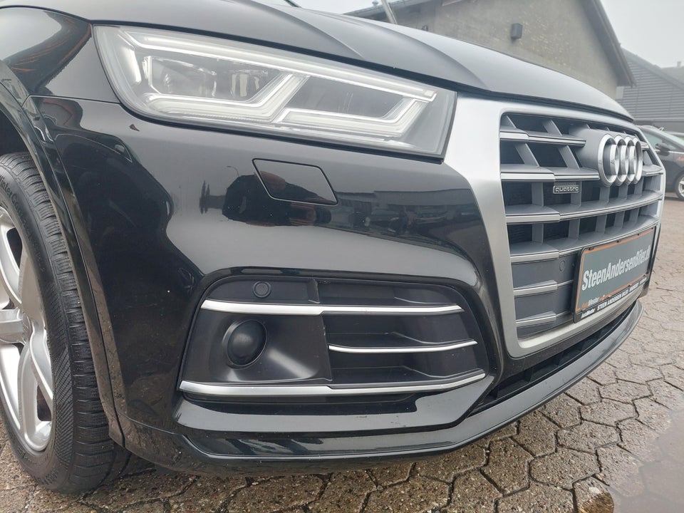 Audi Q5 2,0 TDi 190 S-line quattro S-tr. Van 5d