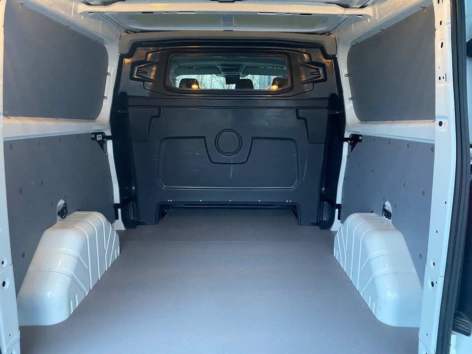 Ford Transit Custom 300L 2,0 TDCi 130 Trend