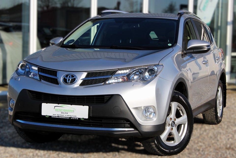 Toyota RAV4 2,0 D-4D T2 5d