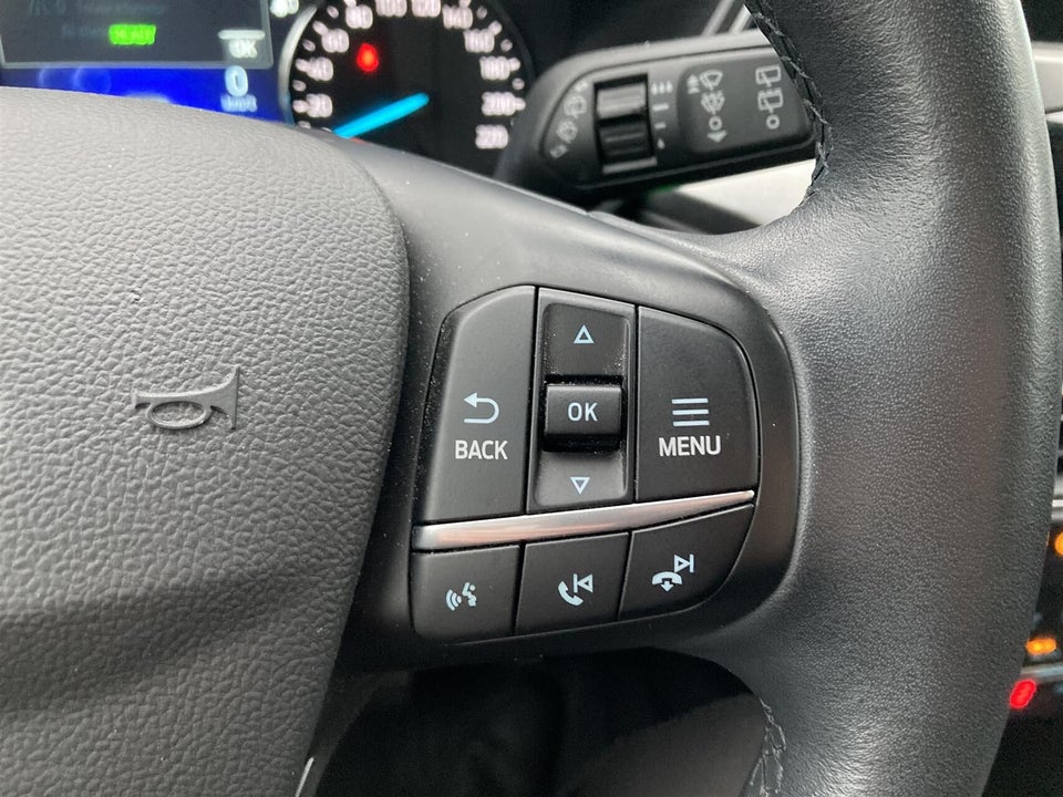 Ford Kuga 2,5 PHEV Titanium CVT 5d