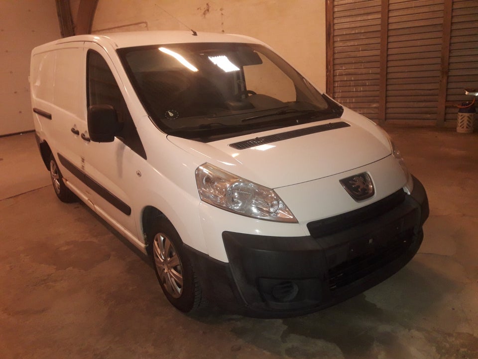 Peugeot Expert 2,0 HDi 120 Van 5d