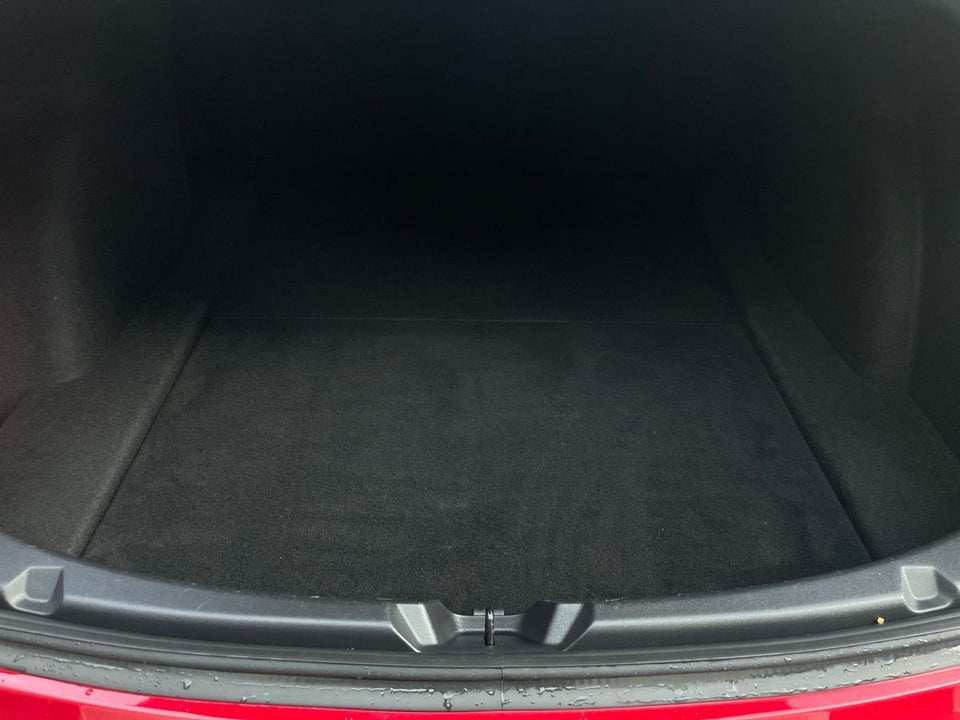 Tesla Model 3 Standard Range+ RWD 4d