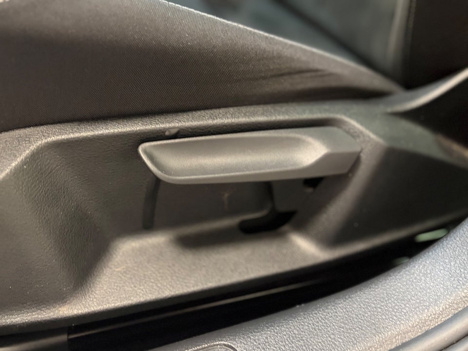 VW Golf VII 1,4 TSi 150 Highline Variant DSG 5d