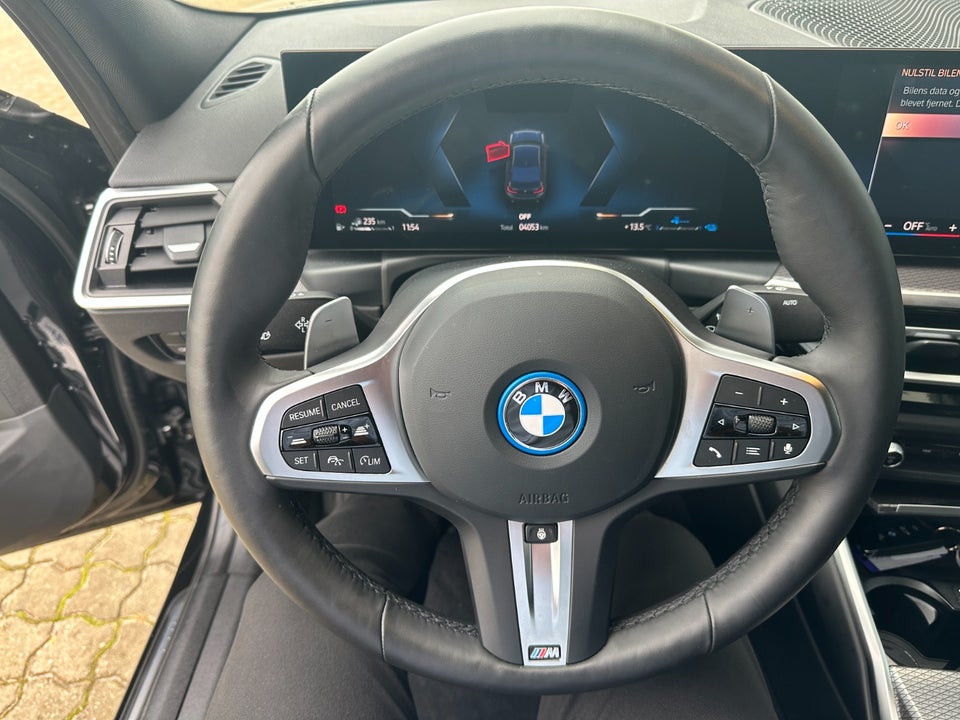 BMW 330e 2,0 M-Sport aut. 4d