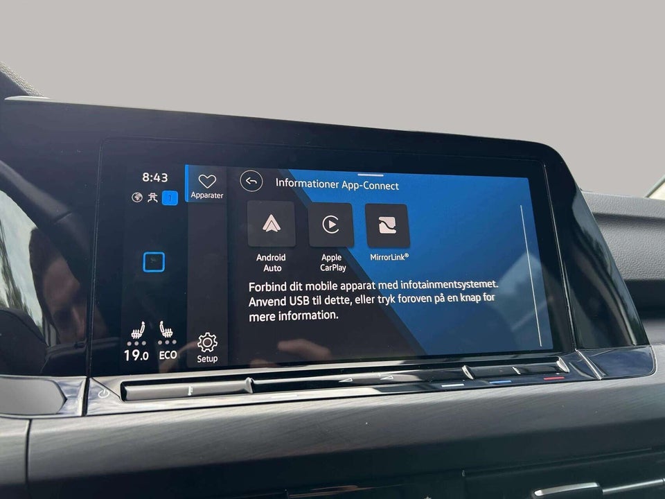 VW Golf VIII 1,4 eHybrid DSG 5d