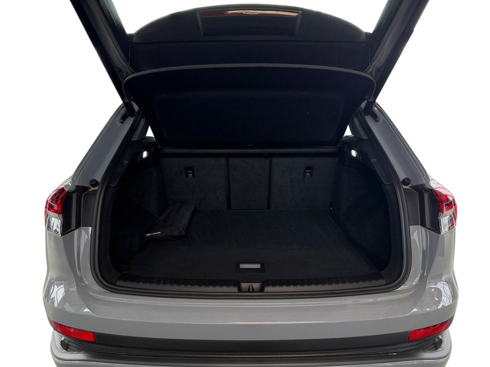 Audi Q4 e-tron 40  5d