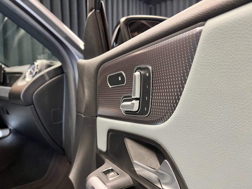 Mercedes EQB250+ AMG Line 5d