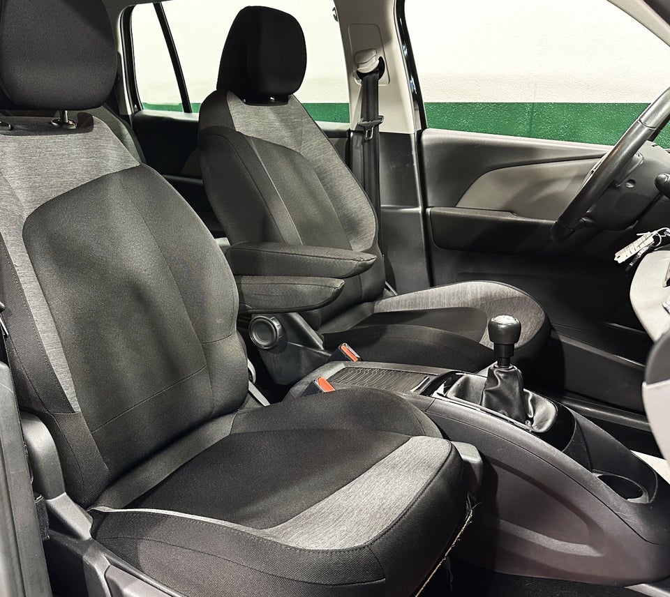 Citroën Grand C4 Picasso 1,6 BlueHDi 120 Cool 7prs 5d