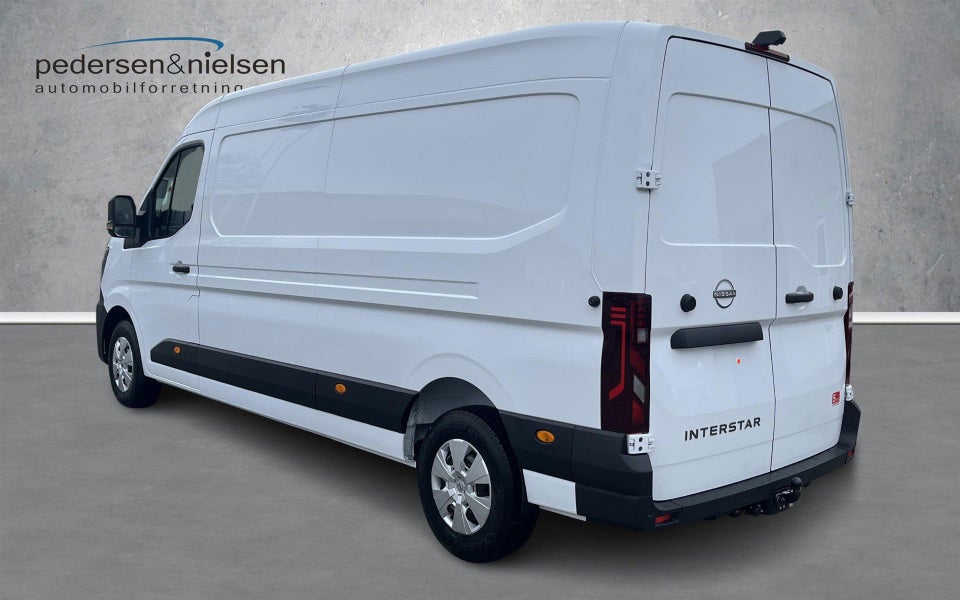 Nissan Interstar 2,0 dCi 150 L3H2 N-Connecta Van