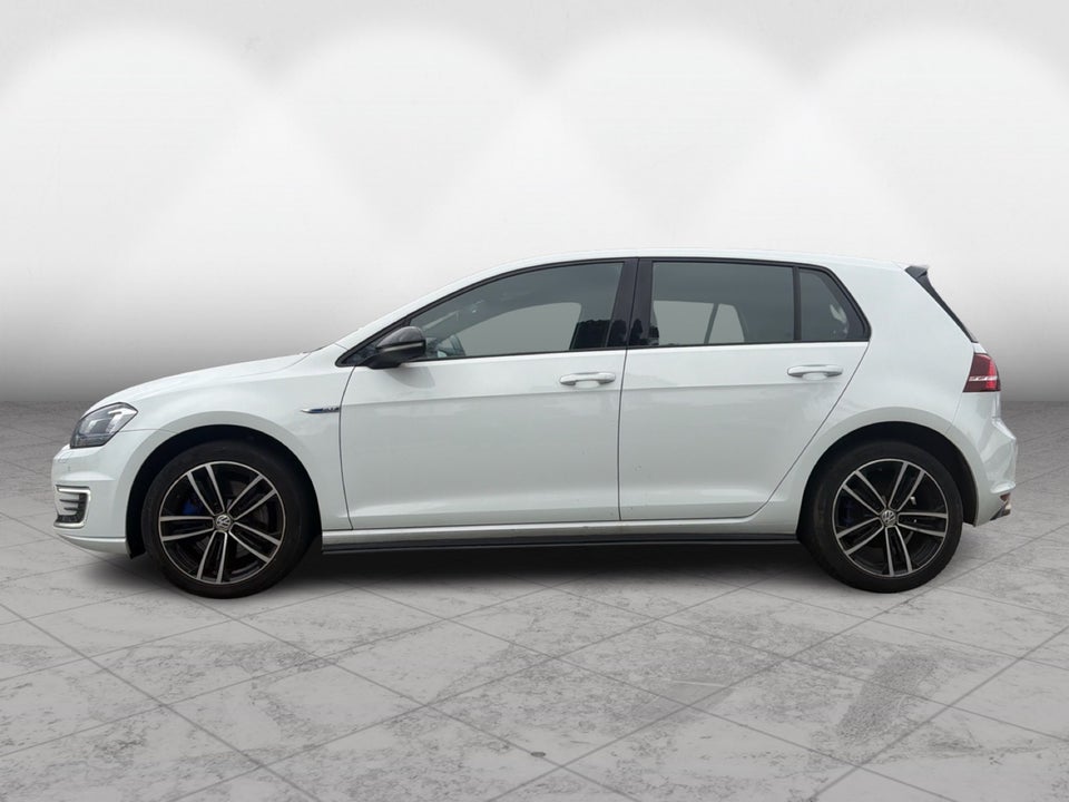 VW Golf VII 1,4 GTE DSG 5d