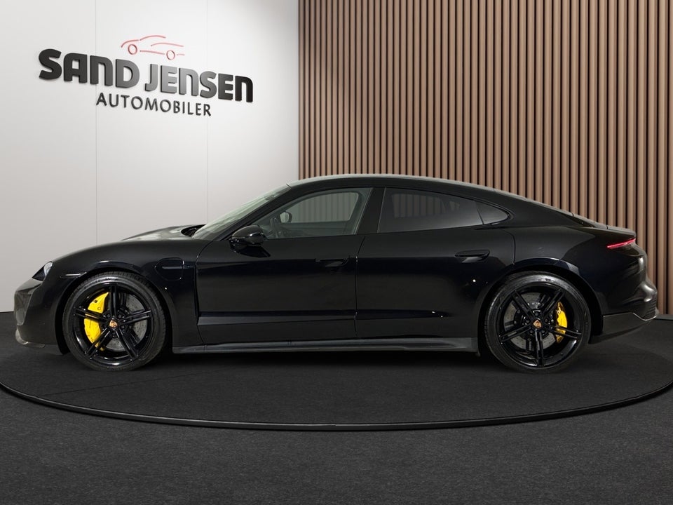 Porsche Taycan Turbo S Performance+  4d